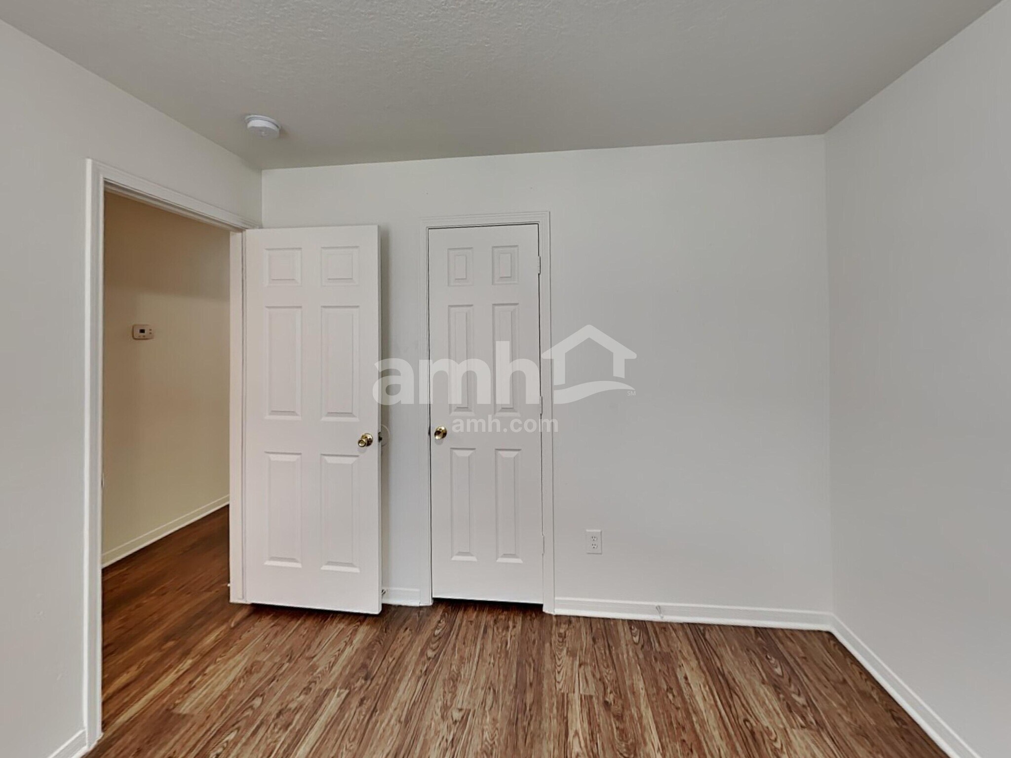 Building Photo - 12123 Landsdown Ridge Way