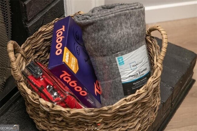 Building Photo - 859 Regal Path Ln