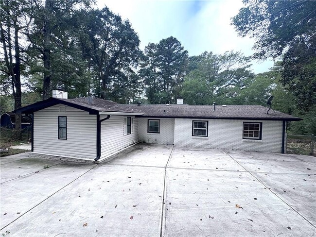 Building Photo - 3280 Stonewall Tell Rd