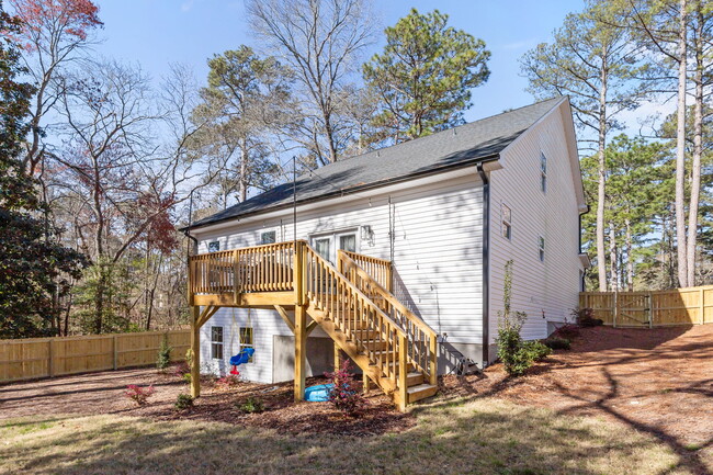 Building Photo - 346 Gun Club Dr