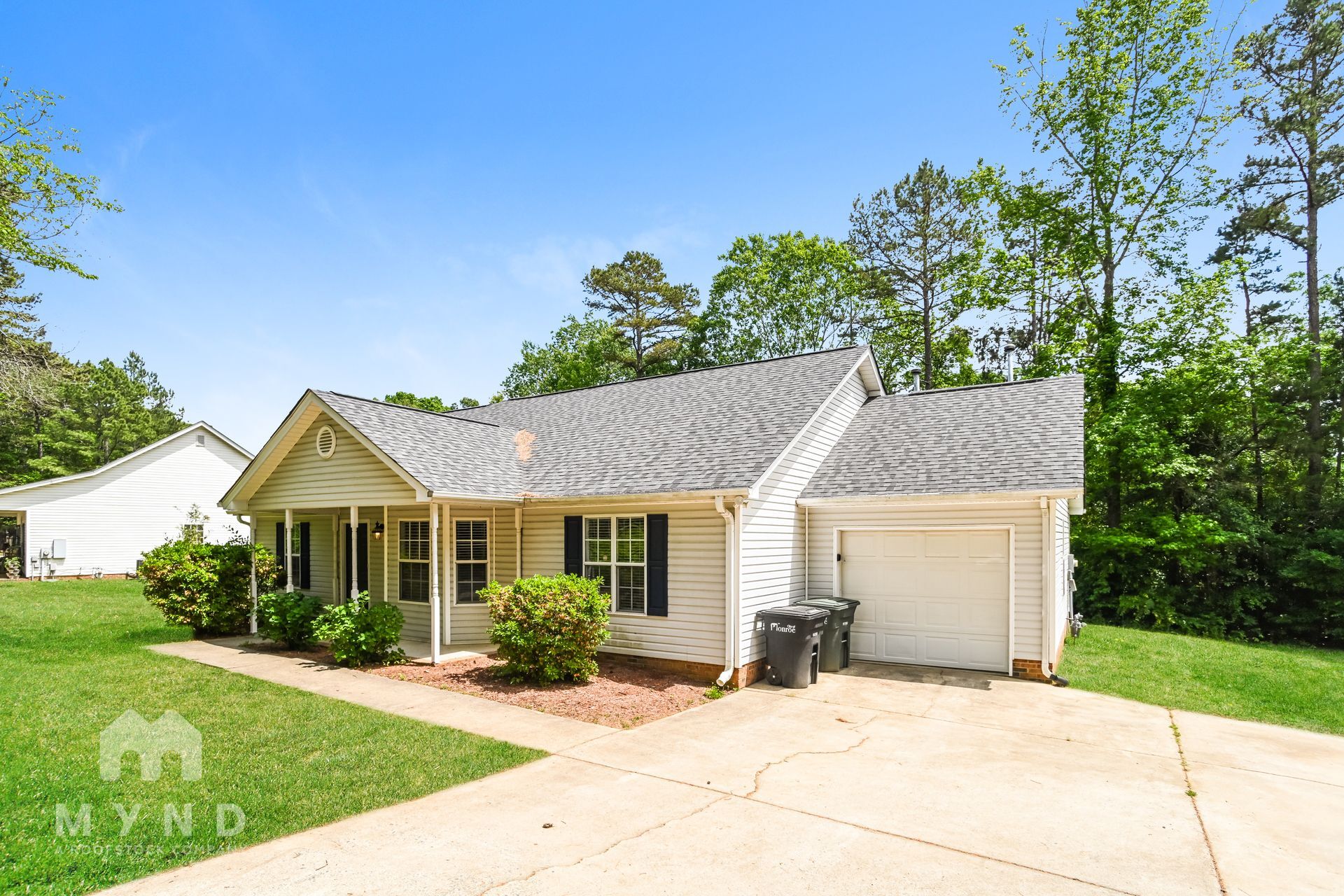 Building Photo - 1312 Fosteria Ln