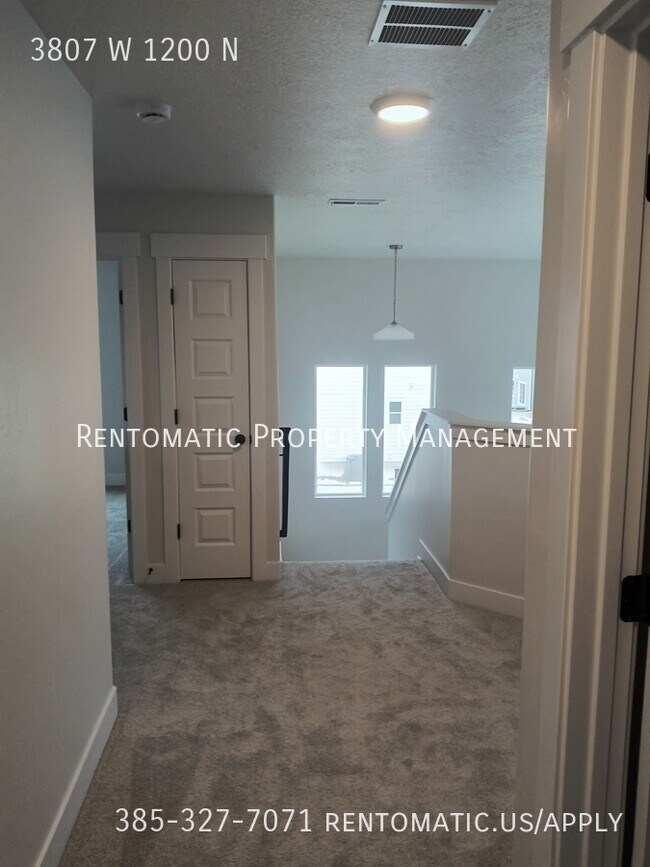 Building Photo - 3807 W 1200 N