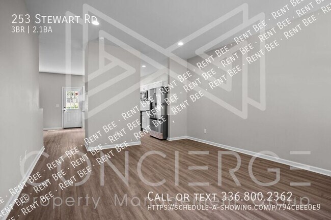 Building Photo - 253 Stewart Rd SE