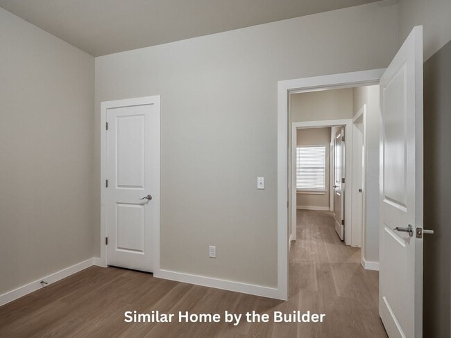 Building Photo - Charming 2-Bedroom Rental – Pet Friendly