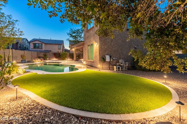 Building Photo - 3603 E Salter Dr