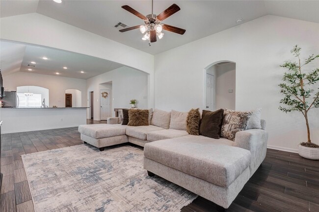 Building Photo - 3143 Soaring Pines Trail