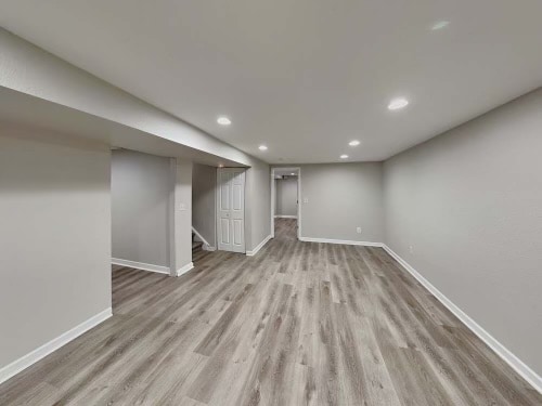 Building Photo - 7133 W Hinsdale Dr