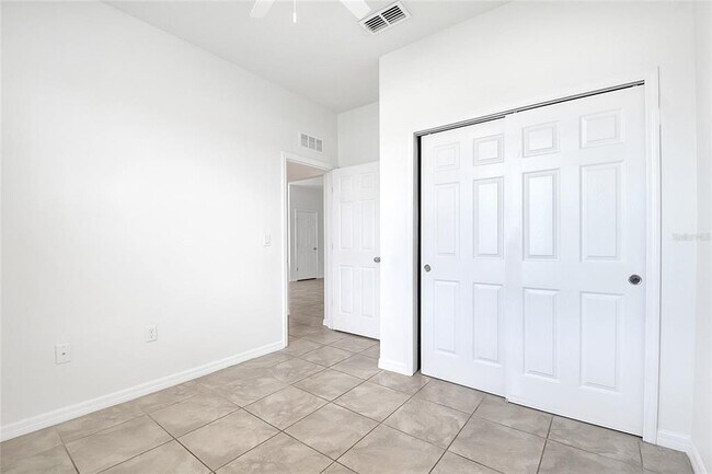 Building Photo - 3512 Southern Cross Lp