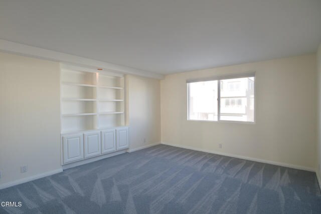 Building Photo - 3637 Ocean Dr