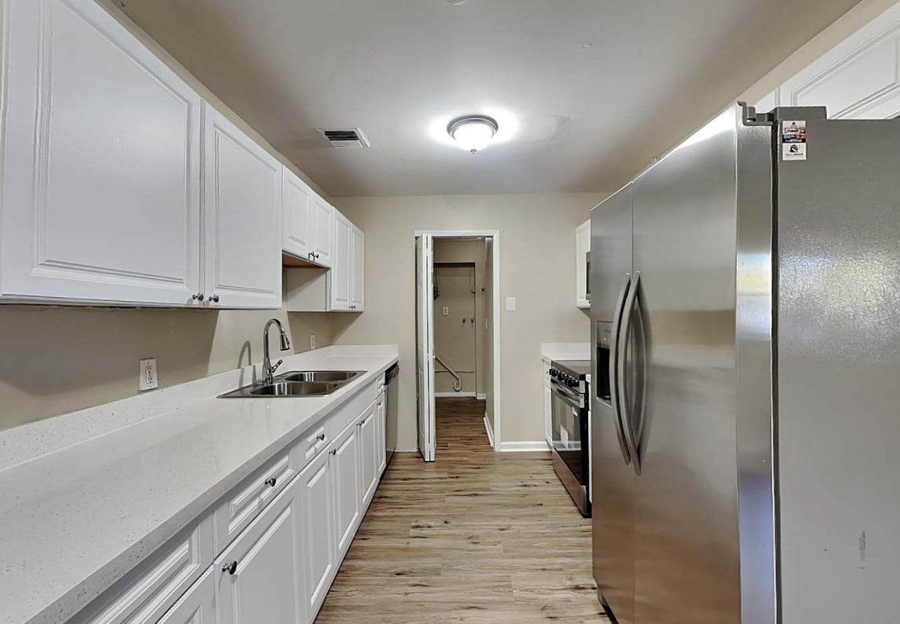 Building Photo - 4967 SW 4th St