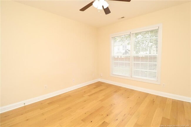 Building Photo - 406 Golden Harvest Loop