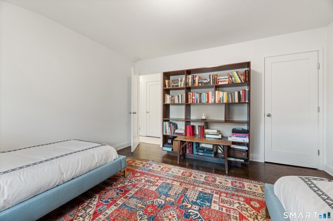 Building Photo - 64 Southport Woods Drive