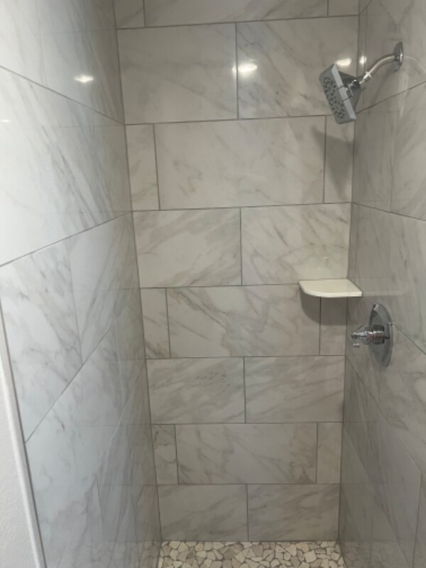 Building Photo - 8280 W Madison St