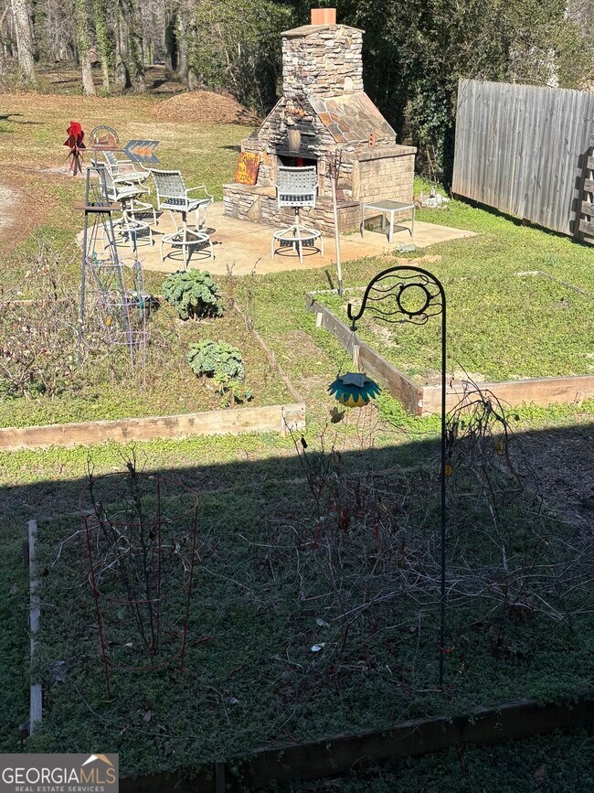 Building Photo - 88 E Washington St