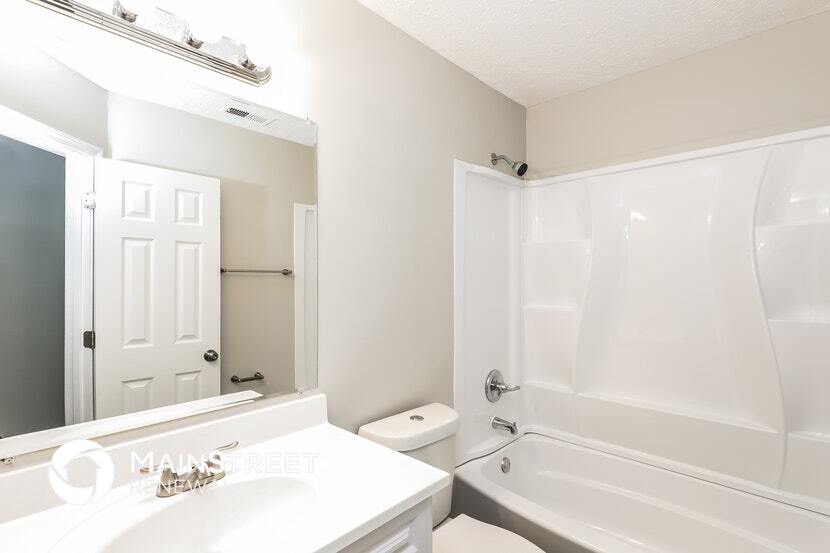 Building Photo - 1373 To Lani Farm Rd