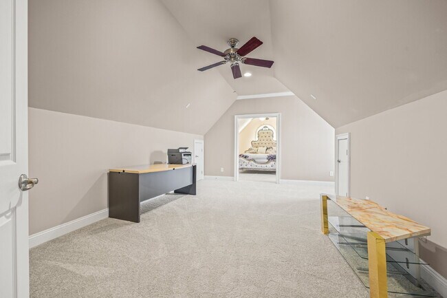 Building Photo - "Luxurious 4-Bed Oasis with Granite Countertops & Cozy Fireplace in Charlotte - 3914 Sq Ft of Ele...