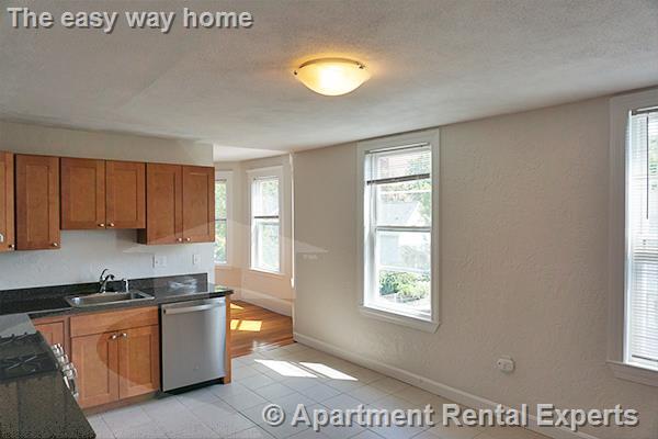 Building Photo - 19 Lovell St