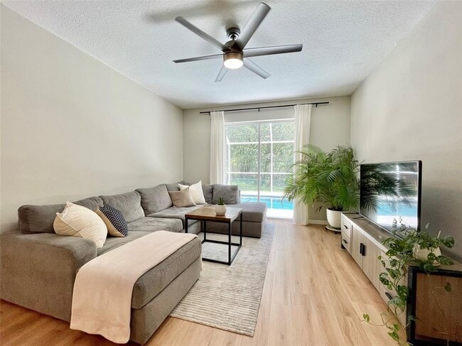 Building Photo - 12510 Blazing Star Dr