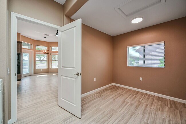 Building Photo - 21416 N Verde Ridge Dr