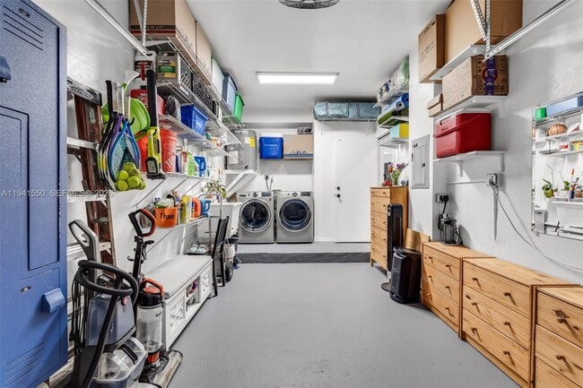 Building Photo - 12661 SW 143rd Ln