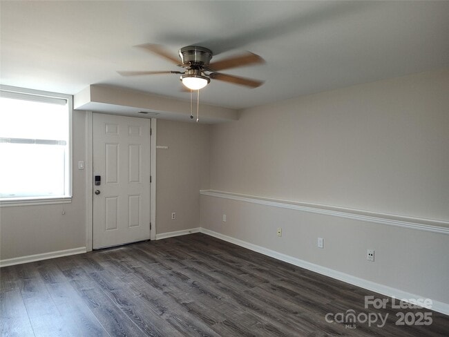 Building Photo - 340 Hollis Rd