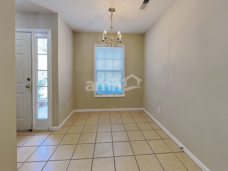 Building Photo - 105 Exeter Ct