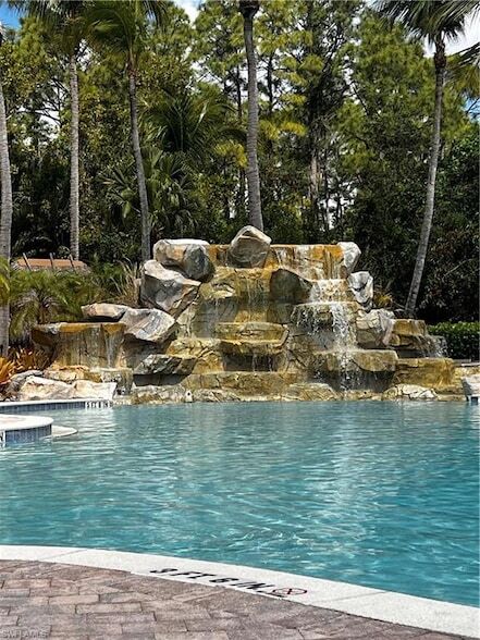 Building Photo - 8965 Malibu Ln