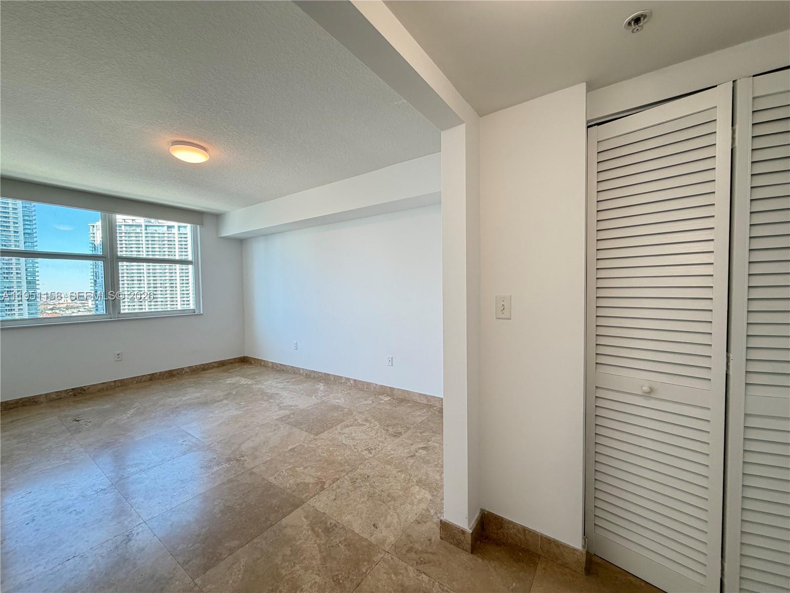 Building Photo - 31 SE 5th St