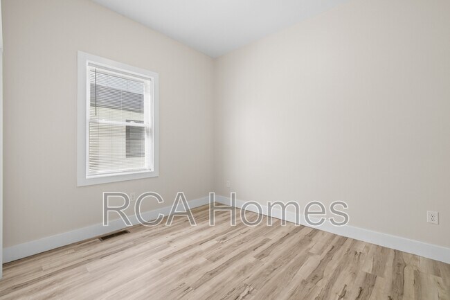 Building Photo - 1436 S New Jersey St