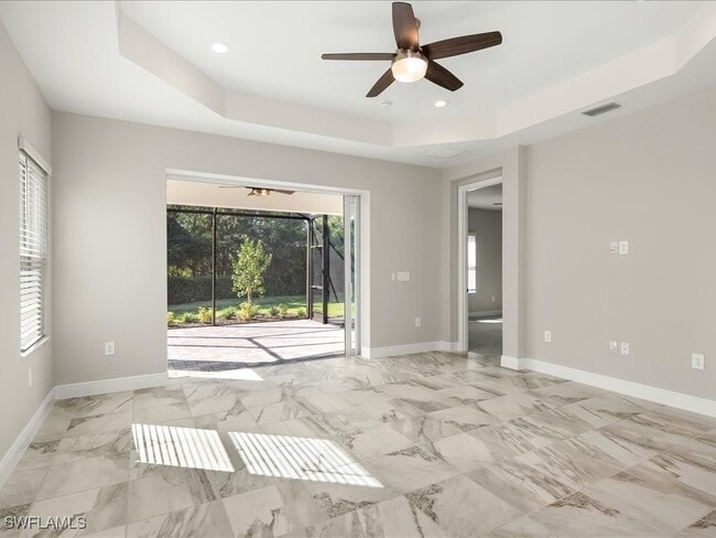 Building Photo - 2385 Ariane Dr