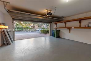 Building Photo - 542 Conservation Dr
