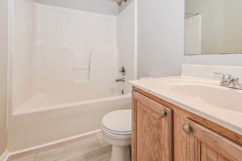 Building Photo - 7292 Green Ash Dr