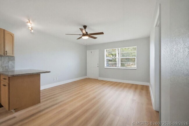 Building Photo - 6191 SW 37th St