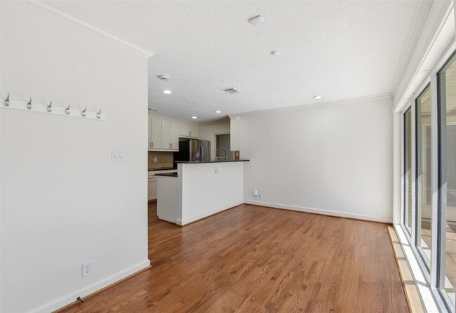 Building Photo - 2019 Brimberry St