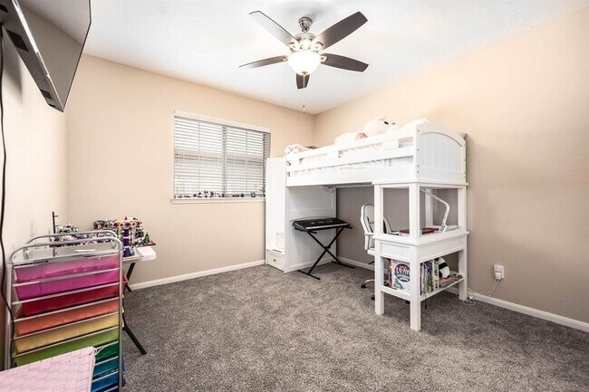 Building Photo - 3403 E Cedar Hollow Dr