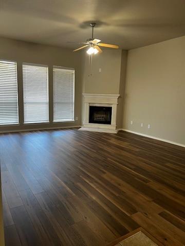 Building Photo - 701 Branchwood Dr