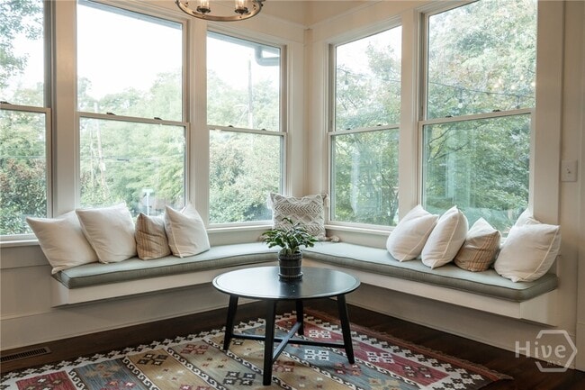 Building Photo - 290 Milledge Cir