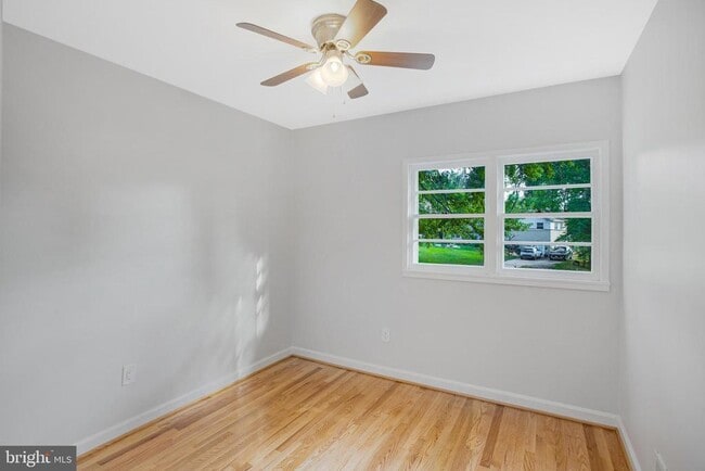 Building Photo - 1117 Westbriar Ct NE