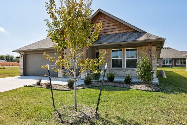 Building Photo - Brand New Home in Mustang!