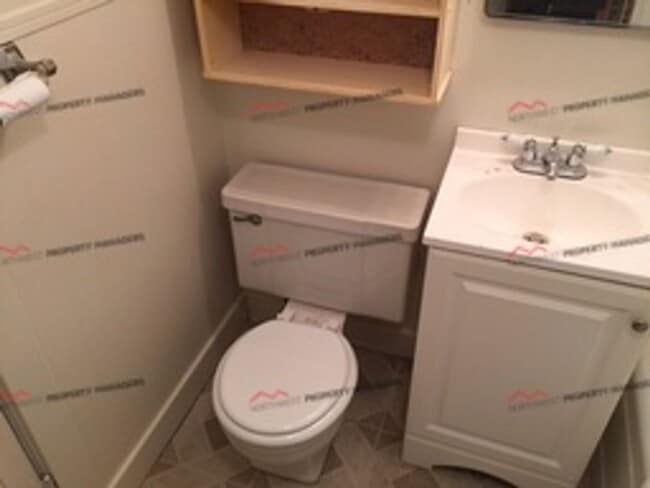 Building Photo - r191f