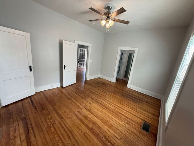 Building Photo - Pensacola - East Hill - 2 Bedroom, 1 Bathroom