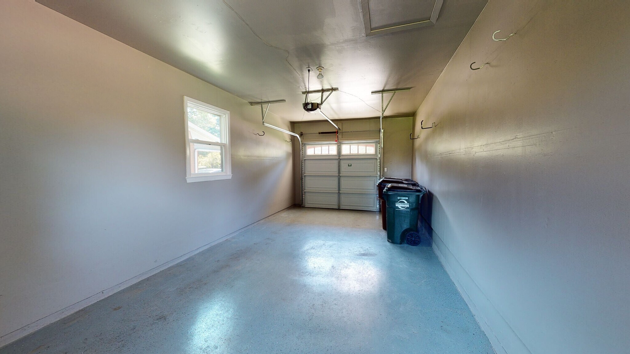 Building Photo - 707 Dorsey Way