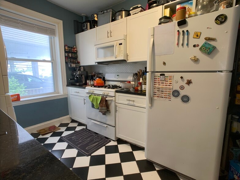 Building Photo - 1662 Commonwealth Avenue