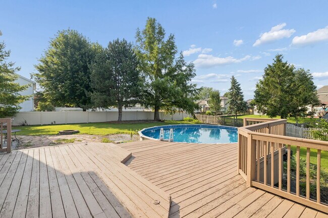 Building Photo - 384 Otto Dr