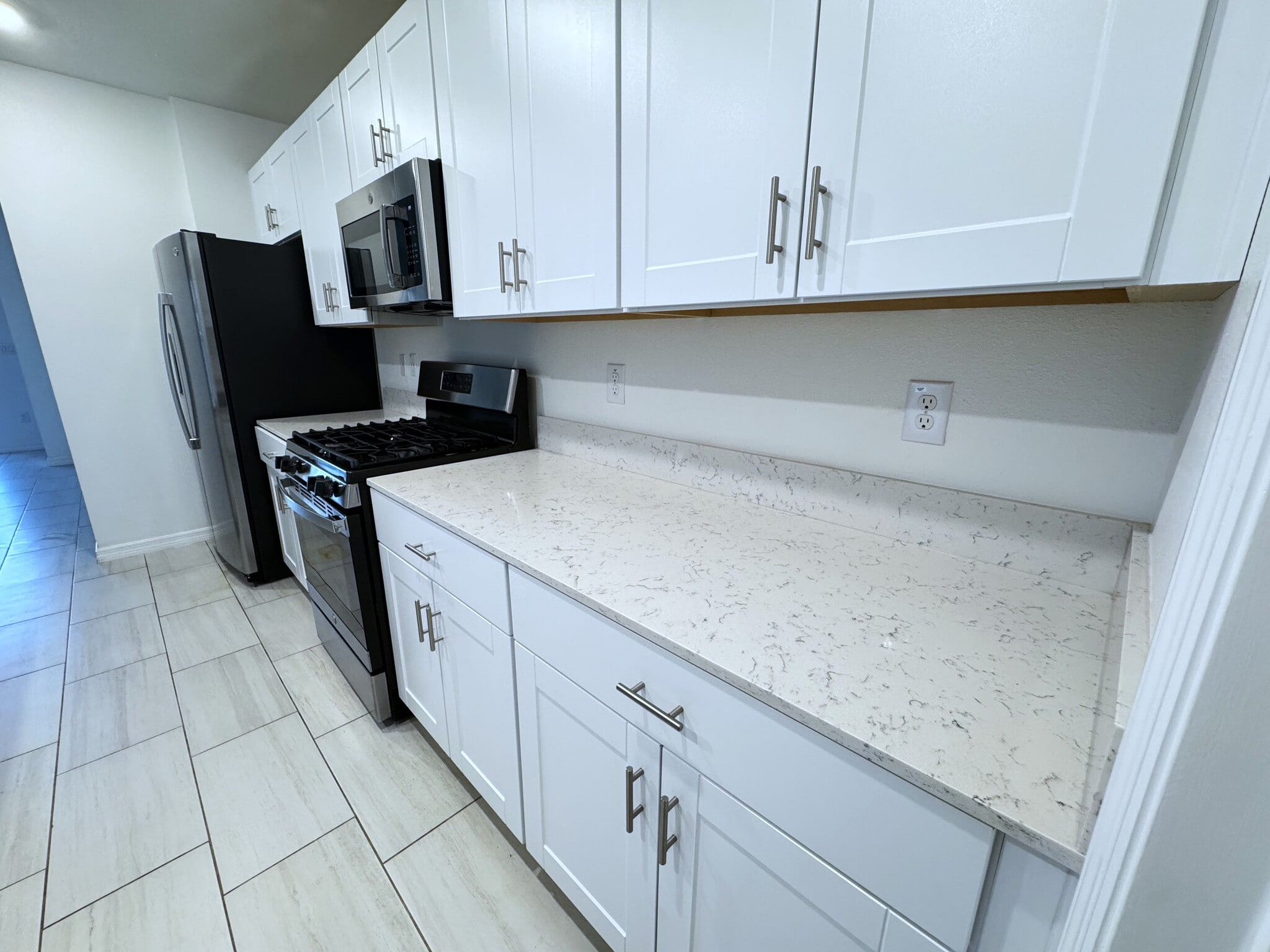 Building Photo - 2505 Leonia Ln
