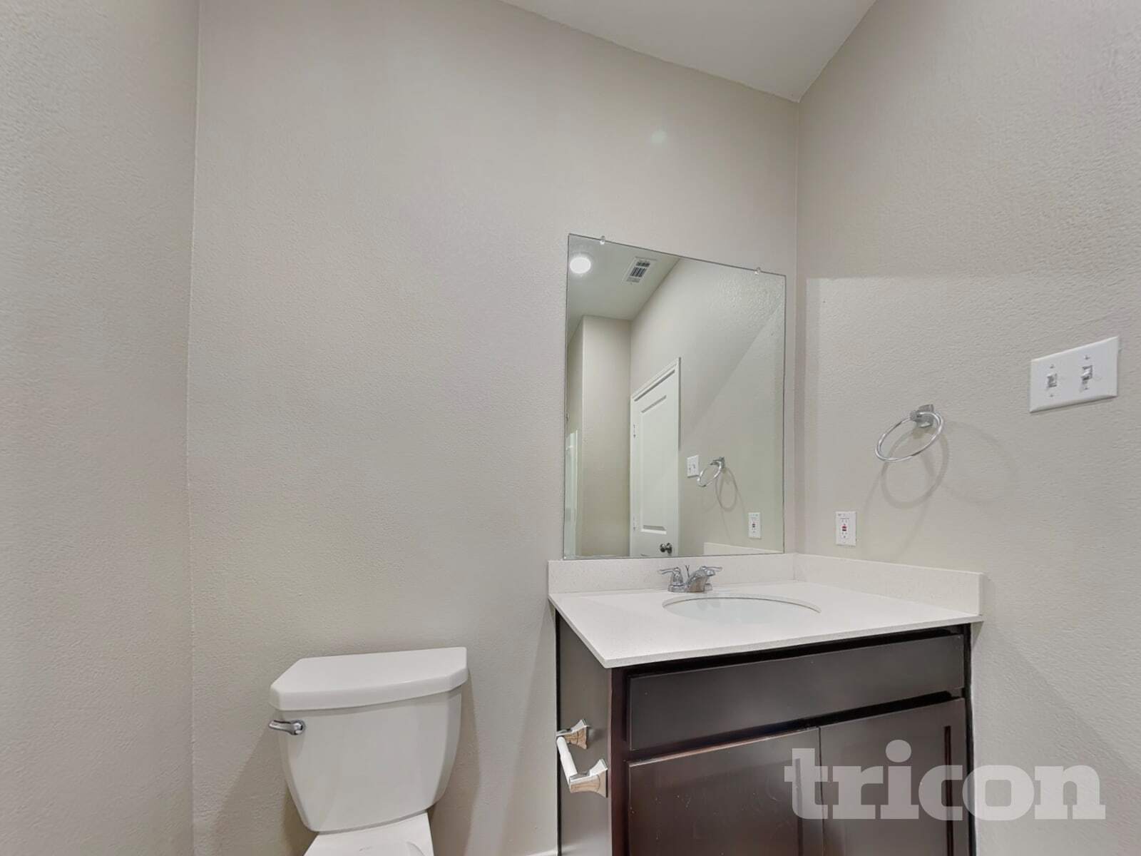 Building Photo - 108 Mica Trl