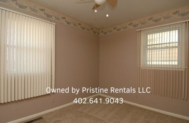 Building Photo - 1260 Sunrise Dr