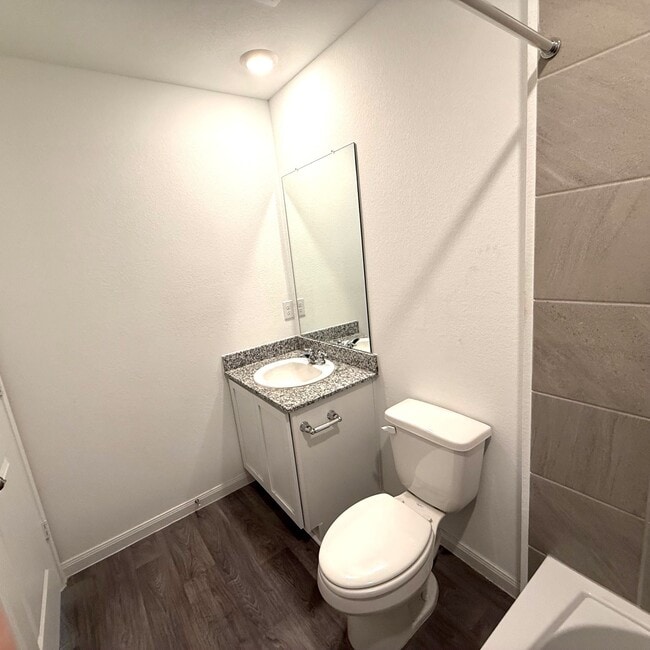 Building Photo - 11926 Midas Ln