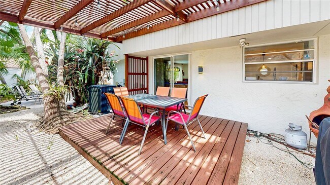 Building Photo - 9614 SW 134th Ct