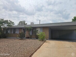 Building Photo - 1064 E Acacia Dr